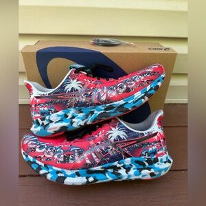 ASICS — NOOSA TRI 14 — Diva pink/black — Men’s size 9.5